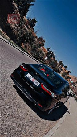 تۆیۆتا کامری